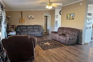 10821 County Road 2503, Eustace, TX 75124 - Photo 11