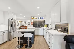 9615 Faircrest Dr, Dallas, TX 75238 - Photo 11