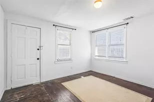 1819 College Ave, Fort Worth, TX 76110 - Photo 13