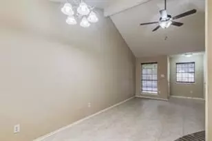 2918 Kathleen Ln, Euless, TX 76039 - Photo 19