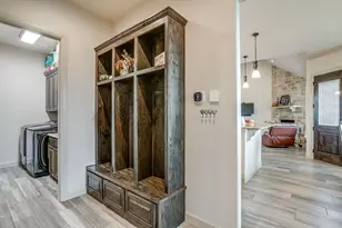 105 N Hadley Rd, Godley, TX 76044 - Photo 27