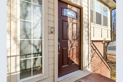 1115 Middlebury Lane, Euless, TX 76040 - Photo 9