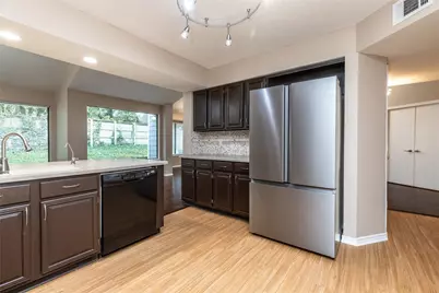 561 Dove Creek Circle, Grapevine, TX 76051 - Photo 15