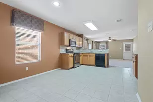 8828 Valley River Dr, Fort Worth, TX 76244 - Photo 5