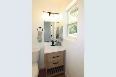 1646 Jackson Street, Grand Prairie, TX 75051 - Photo 9