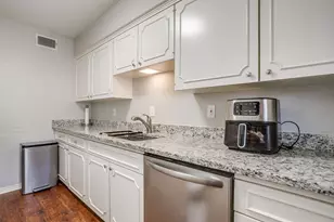 7929 Royal Ln, Dallas, TX 75230 - Photo 15