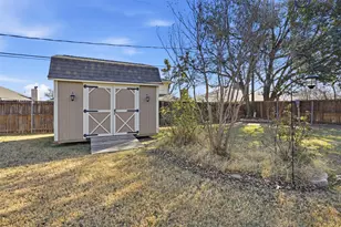 1025 Matthew St, Burleson, TX 76028 - Photo 27
