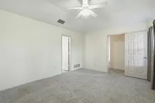 1025 Matthew St, Burleson, TX 76028 - Photo 11