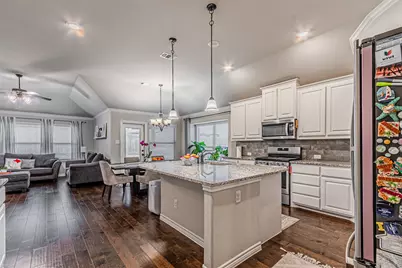 7201 Windy Ridge Drive, Fort Worth, TX 76123 - Photo 17