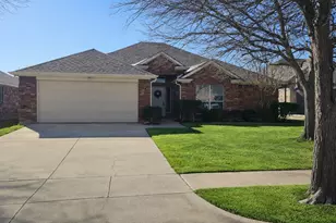 513 Greenvale Ct, Saginaw, TX 76179 - Photo 1