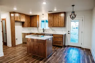 103 Main St, Windom, TX 75492 - Photo 17