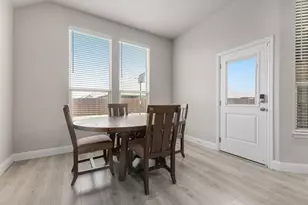 3711 Autumncrest St, Grand Prairie, TX 76065 - Photo 11