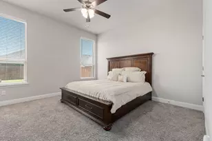 3711 Autumncrest St, Grand Prairie, TX 76065 - Photo 15