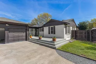 9929 Gooding Dr, Dallas, TX 75220 - Photo 19