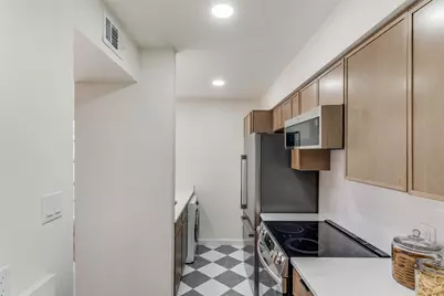 4147 Newton Avenue #F, Dallas, TX 75219 - Photo 7