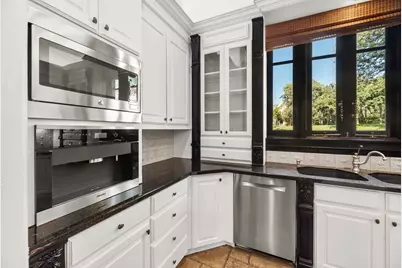 4505 Tour 18 Drive, Flower Mound, TX 75022 - Photo 21