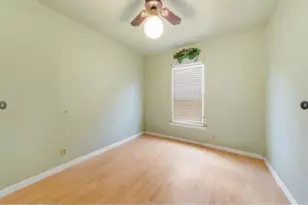 2221 Varsity Dr, Grand Prairie, TX 75051 - Photo 5