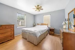 2221 Varsity Dr, Grand Prairie, TX 75051 - Photo 11