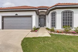 2800 Saratoga Dr, Rockwall, TX 75087 - Photo 1