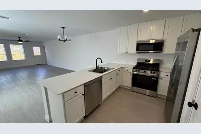 14881 North Ascot Bend Circle, Conroe, TX 77306 - Photo 3