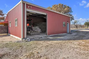 3017 Sylvan Valley Dr, Weatherford, TX 76087 - Photo 29