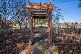 3017 Sylvan Valley Dr, Weatherford, TX 76087 - Photo 23