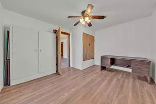 5920 Walnut Creek Dr, Granbury, TX 76049 - Photo 13