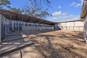 5920 Walnut Creek Dr, Granbury, TX 76049 - Photo 37