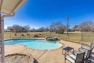 2046 McKenzie Rd, Campbell, TX 75422 - Photo 35
