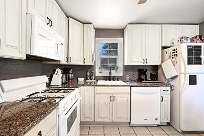 629 Alameda Road, Azle, TX 76020 - Photo 11