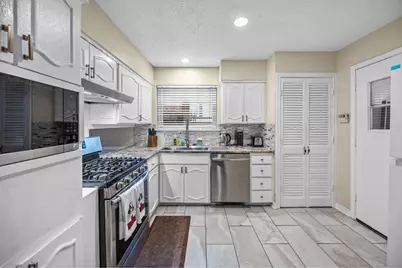 4016 Tacoma Street, Irving, TX 75062 - Photo 5