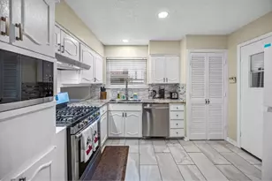 4016 Tacoma St, Irving, TX 75062 - Photo 5