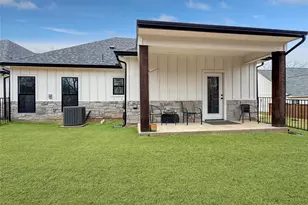 405 Ridgeview Rd, Sherman, TX 75092 - Photo 3