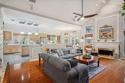 1201 Spring View Lane, Plano, TX 75075 - Photo 9