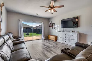 106 Jennie Marie, Ferris, TX 75125 - Photo 11