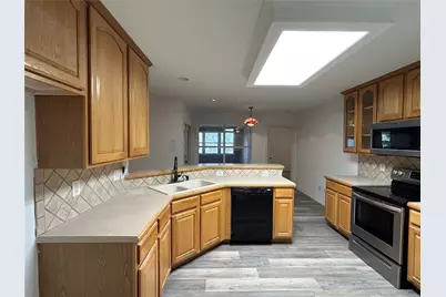 12065 Forest Glen Lane, Balch Springs, TX 75180 - Photo 7