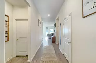 3223 Hunters Gln Dr, Aubrey, TX 76227 - Photo 5