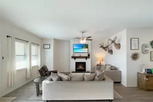 3223 Hunters Gln Dr, Aubrey, TX 76227 - Photo 17