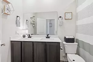 3223 Hunters Gln Dr, Aubrey, TX 76227 - Photo 21