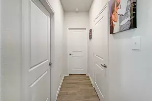 3223 Hunters Gln Dr, Aubrey, TX 76227 - Photo 25