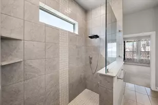 2900 Blf Crk Dr, Mansfield, TX 76063 - Photo 25