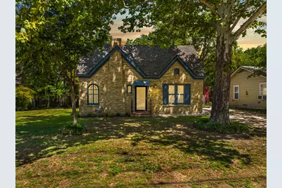 323 E Franklin Street, Hillsboro, TX 76645 - Photo 1