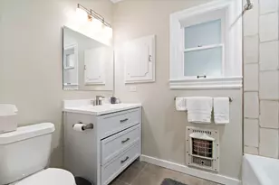 323 E Franklin St, Hillsboro, TX 76645 - Photo 13