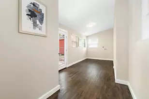 323 E Franklin St, Hillsboro, TX 76645 - Photo 9