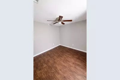 2107 Pollard Street, Greenville, TX 75401 - Photo 5