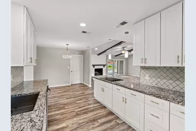 2310 Greenmeadow Drive, Carrollton, TX 75006 - Photo 11