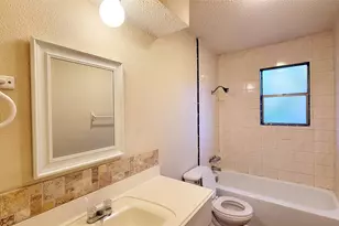 202 Park Cir, Sulphur Springs, TX 75482 - Photo 5