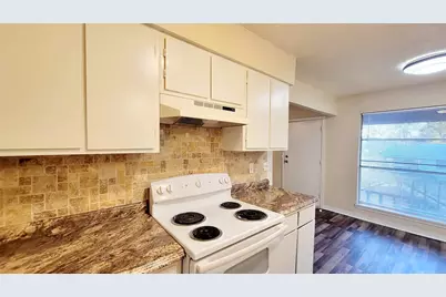 202 Park Circle #6, Sulphur Springs, TX 75482 - Photo 3