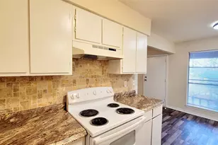 202 Park Cir, Sulphur Springs, TX 75482 - Photo 3