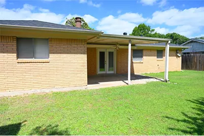 1352 Simpson Drive, Hurst, TX 76053 - Photo 5